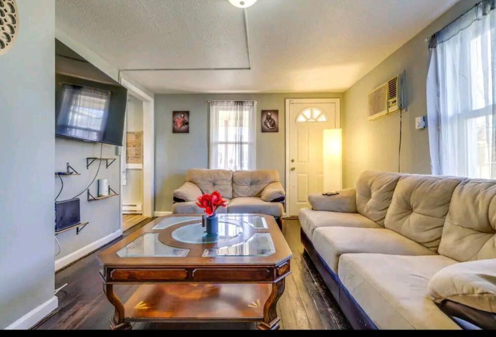 Comfortable Home Away From Home East Hartford Exterior foto